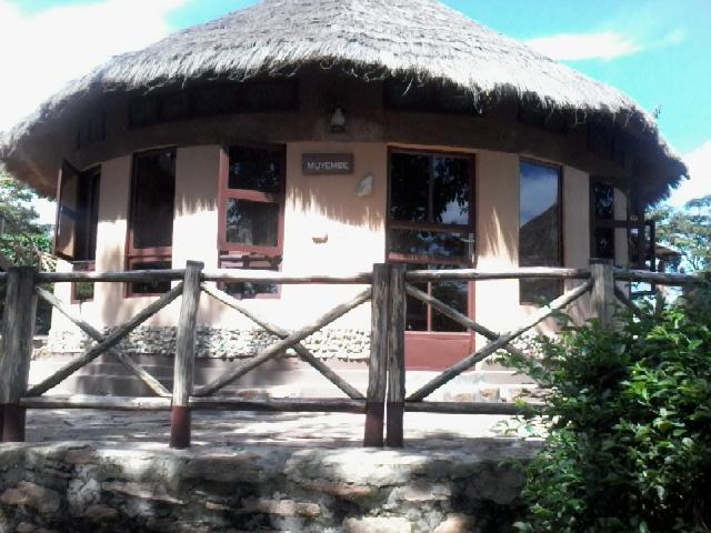 Lakeside Escape - Uganda Hotell Mpenja Exteriör bild
